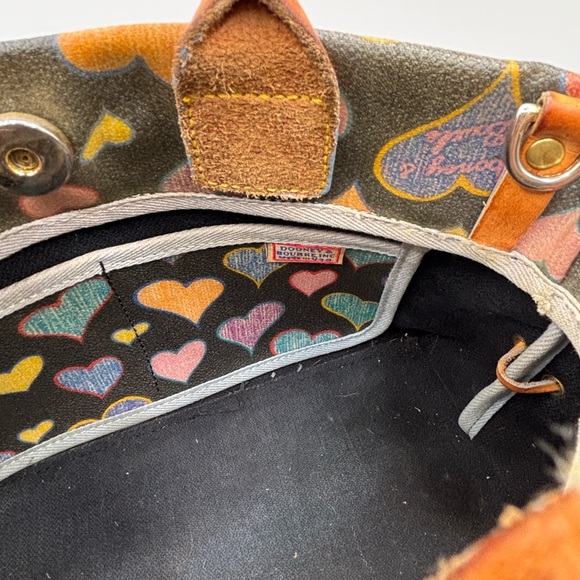 Dooney & bourke vintage heart tote bag with leather trim - Picture 6 of 9